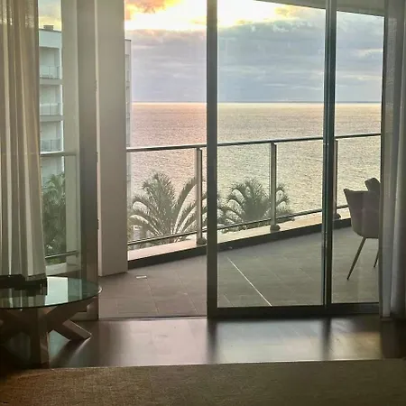 Madeira Palace Ocean View Lägenhet *